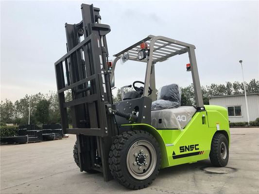 4 tonnellate di carrelli elevatori diesel 4000 kg di carrelli elevatori diesel da 3 a 6 m di altezza di sollevamento