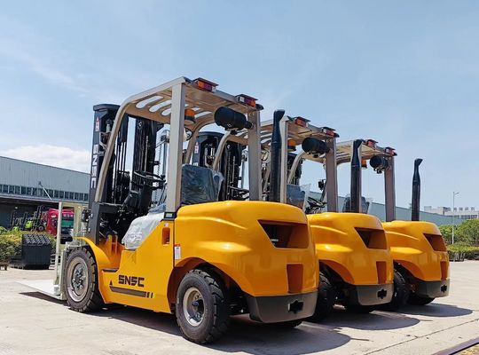 6600LBS 7700LBS Forklift diesel Produttori 3500kgs Forklift a motore diesel