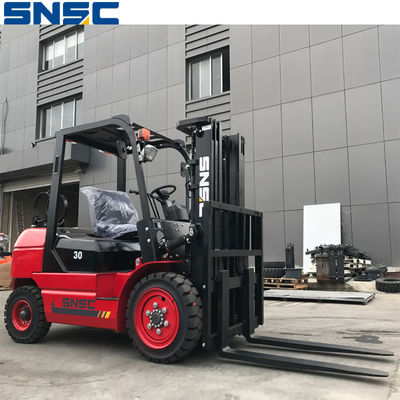 Camion elevatore a forcella da 3 t FL30 Azionato a GPL Altura di sollevamento 3000 mm~5000 mm