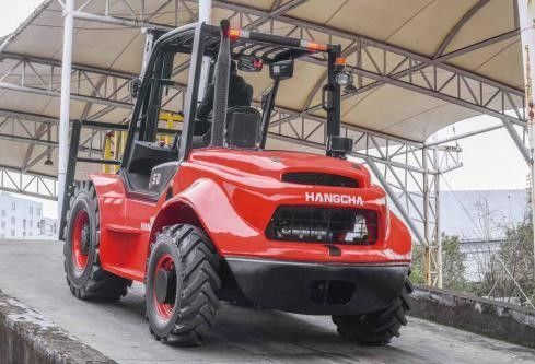 3 tonnellate 3,5 tonnellate 5 tonnellate 4 ruote motrici carrelli elevatori 2 ruote carrello esterno